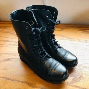 NWT Steve Madden Troopa Boots--6.5 W